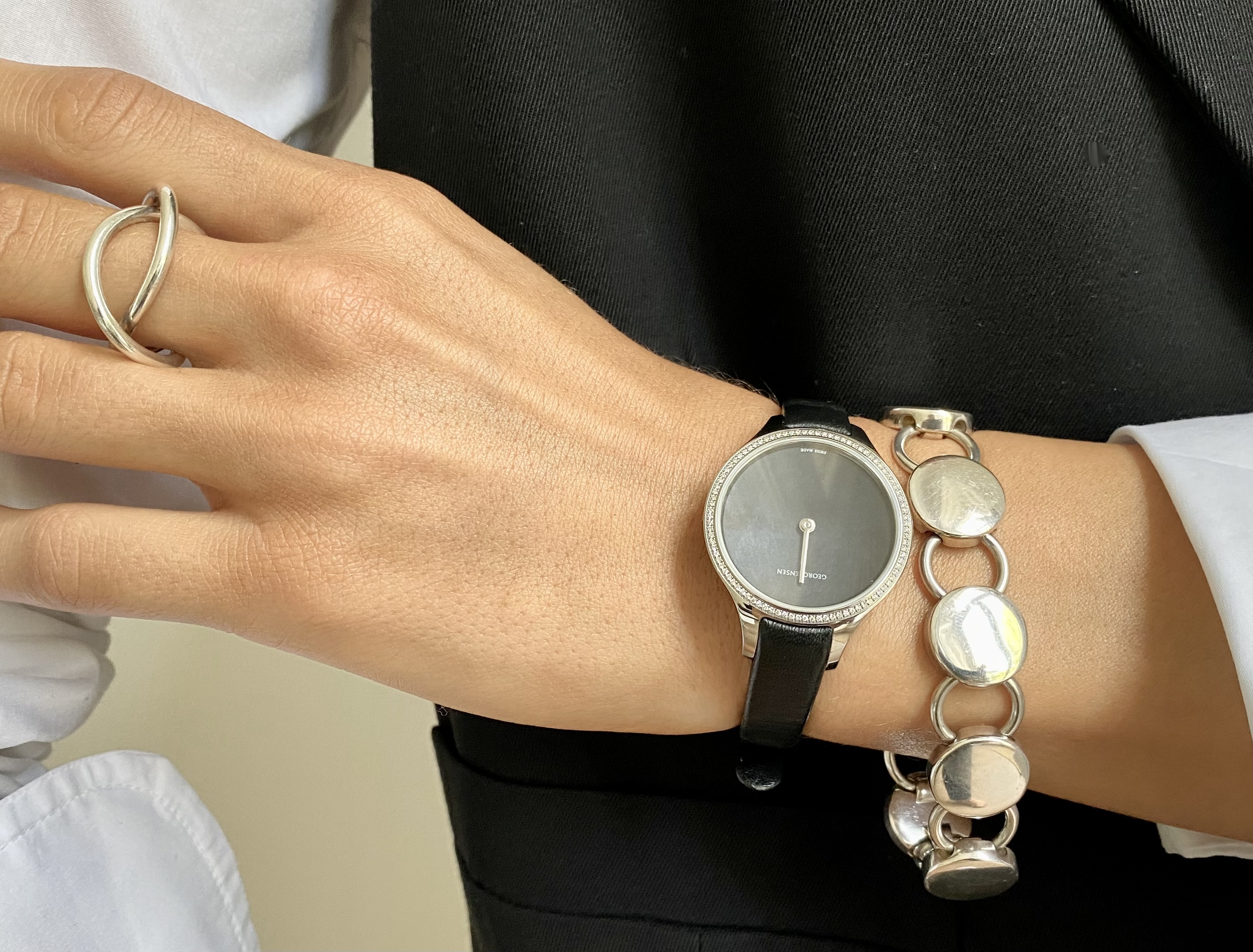 Concave-watch-Barth-Georg-Jensen
